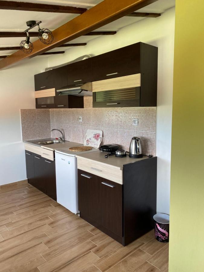 Guesthouse Kerkinitis Lithotopos Ngoại thất bức ảnh