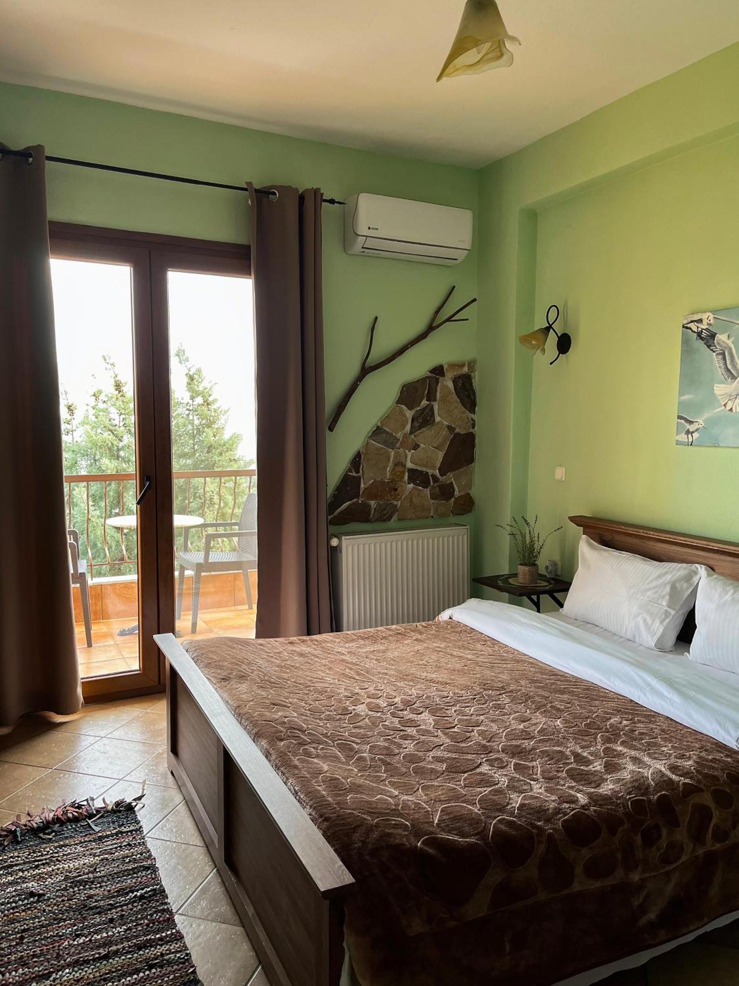 Guesthouse Kerkinitis Lithotopos Ngoại thất bức ảnh