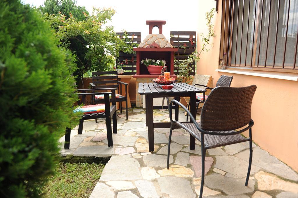 Guesthouse Kerkinitis Lithotopos Ngoại thất bức ảnh